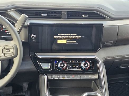 New 2026 GMC Sierra 2500 Denali w/ Denali Reserve Package image 14