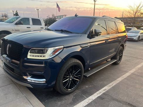 Used 2018 Lincoln Navigator Black Label w/ Cargo Package image 2