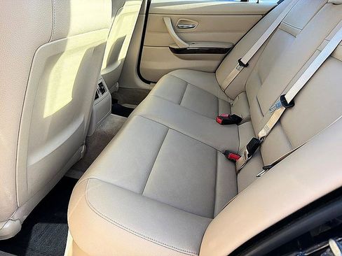 Used 2010 BMW 328i xDrive 328i xDrive image 9