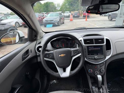 Used 2020 Chevrolet Sonic LT FWD image 14
