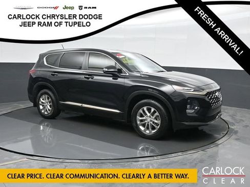 Used 2019 Hyundai Santa Fe SE image 5