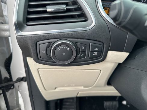 Used 2019 Ford Edge Titanium w/ Equipment Group 301A image 12