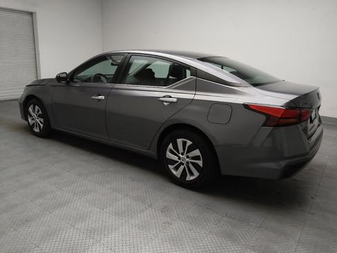 Used 2024 Nissan Altima 2.5 S FWD image 3