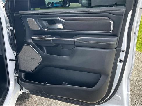 Used 2025 RAM 1500 Laramie AWD/4WD image 23