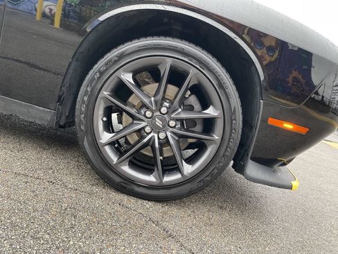 Certified 2021 Dodge Challenger GT w/ Blacktop Package AWD/4WD image 11