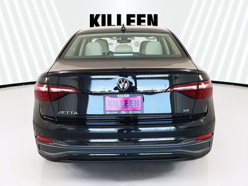 Used 2022 Volkswagen Jetta SE FWD image 6