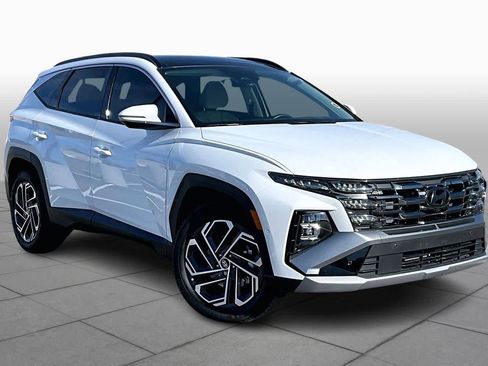 Used 2025 Hyundai Tucson Limited image 3