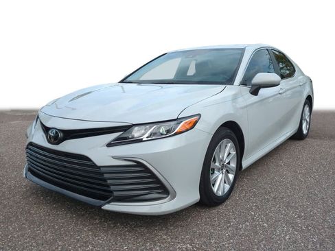 Certified 2023 Toyota Camry LE FWD image 1