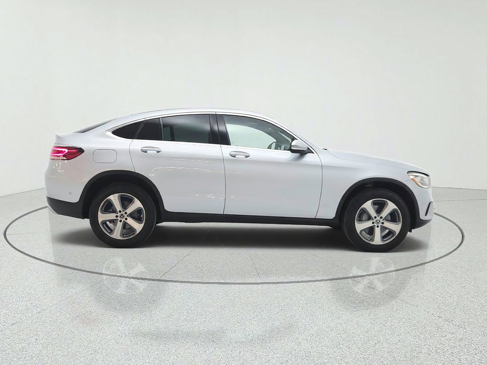 Certified 2023 Mercedes-Benz GLC 300 4MATIC Coupe image 4