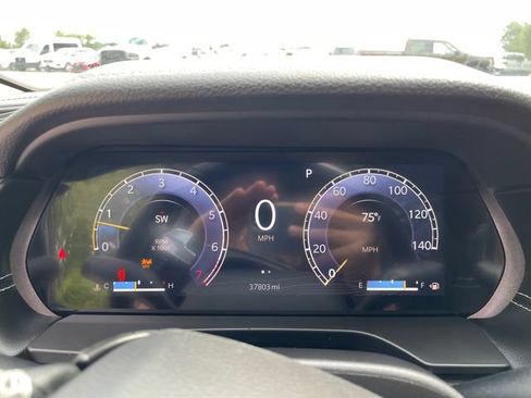 Used 2021 Jeep Grand Cherokee L Limited AWD/4WD image 30