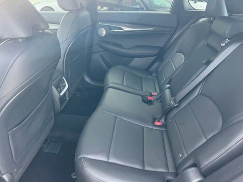 Used 2023 INFINITI QX55 Essential AWD/4WD image 9