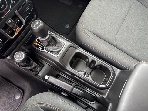 Used 2025 Jeep Wrangler Unlimited Sahara w/ Safety Group image 34