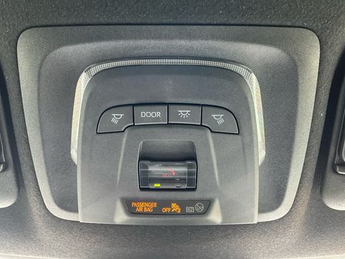 Used 2025 Toyota Corolla SE FWD image 22