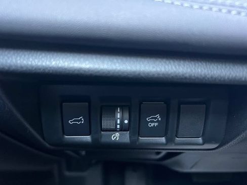 Used 2025 Subaru Outback Limited w/ Popular Package #2 AWD/4WD image 26