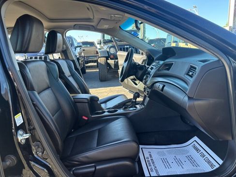 Used 2015 Acura ILX FWD image 11