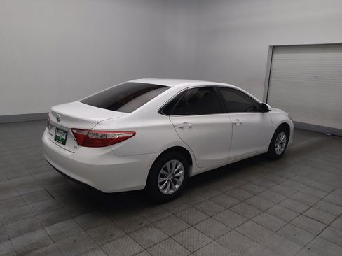 Used 2017 Toyota Camry LE FWD image 10