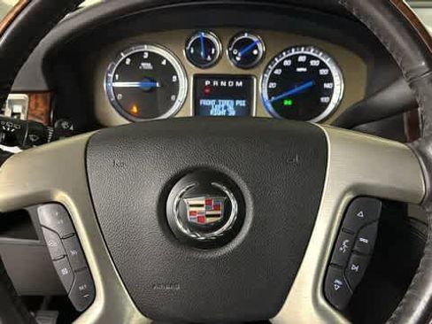 Used 2014 Cadillac Escalade ESV Platinum image 17