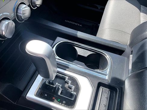 Used 2020 Toyota Tundra SR5 w/ SR5 Convenience Package image 15