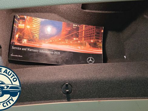 Used 2020 Mercedes-Benz GLA 250 4MATIC w/ Premium Package image 24