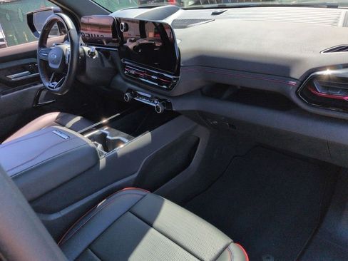 Certified 2024 Chevrolet Silverado EV RST AWD/4WD image 29