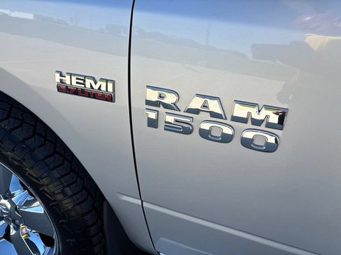 Used 2017 RAM 1500 Big Horn AWD/4WD image 14