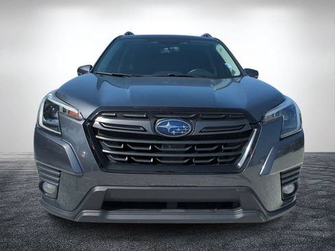 Used 2022 Subaru Forester Limited AWD/4WD image 9