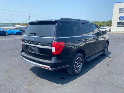 Used 2024 Ford Expedition XLT AWD/4WD image 6