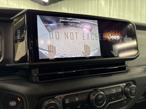 New 2025 Jeep Wrangler Sport S image 23