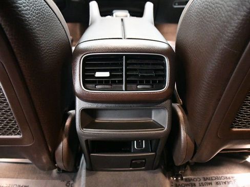 Used 2020 Mercedes-Benz GLE 350 4MATIC image 20