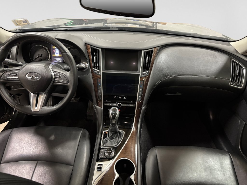 Used 2018 INFINITI Q50 Luxe RWD image 14