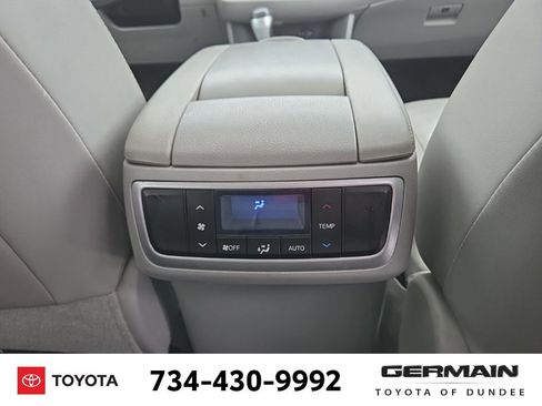 Used 2015 Toyota Highlander XLE image 19