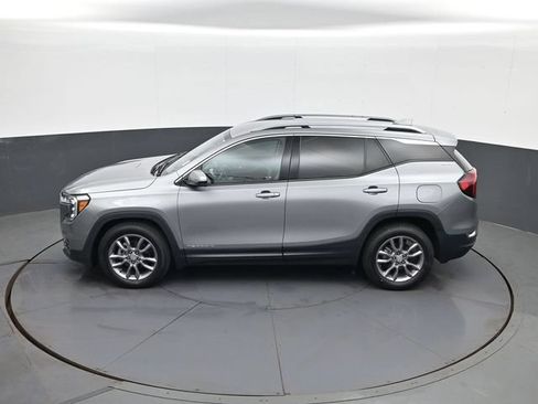 Used 2023 GMC Terrain SLT FWD image 20