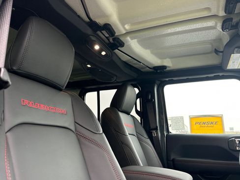 New 2026 Jeep Wrangler Unlimited Rubicon image 16