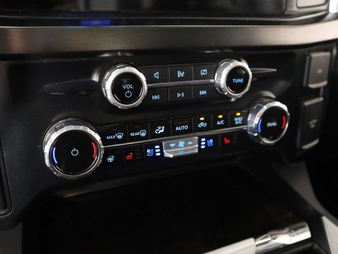 Used 2024 Ford F250 Lariat w/ Lariat Ultimate Package image 8