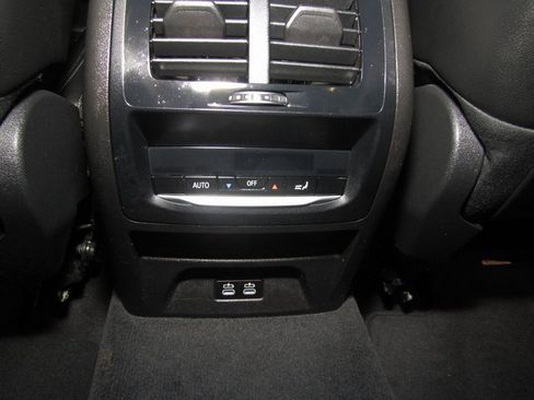 Used 2022 BMW X3 sDrive30i w/ Convenience Package w/ZPA image 16