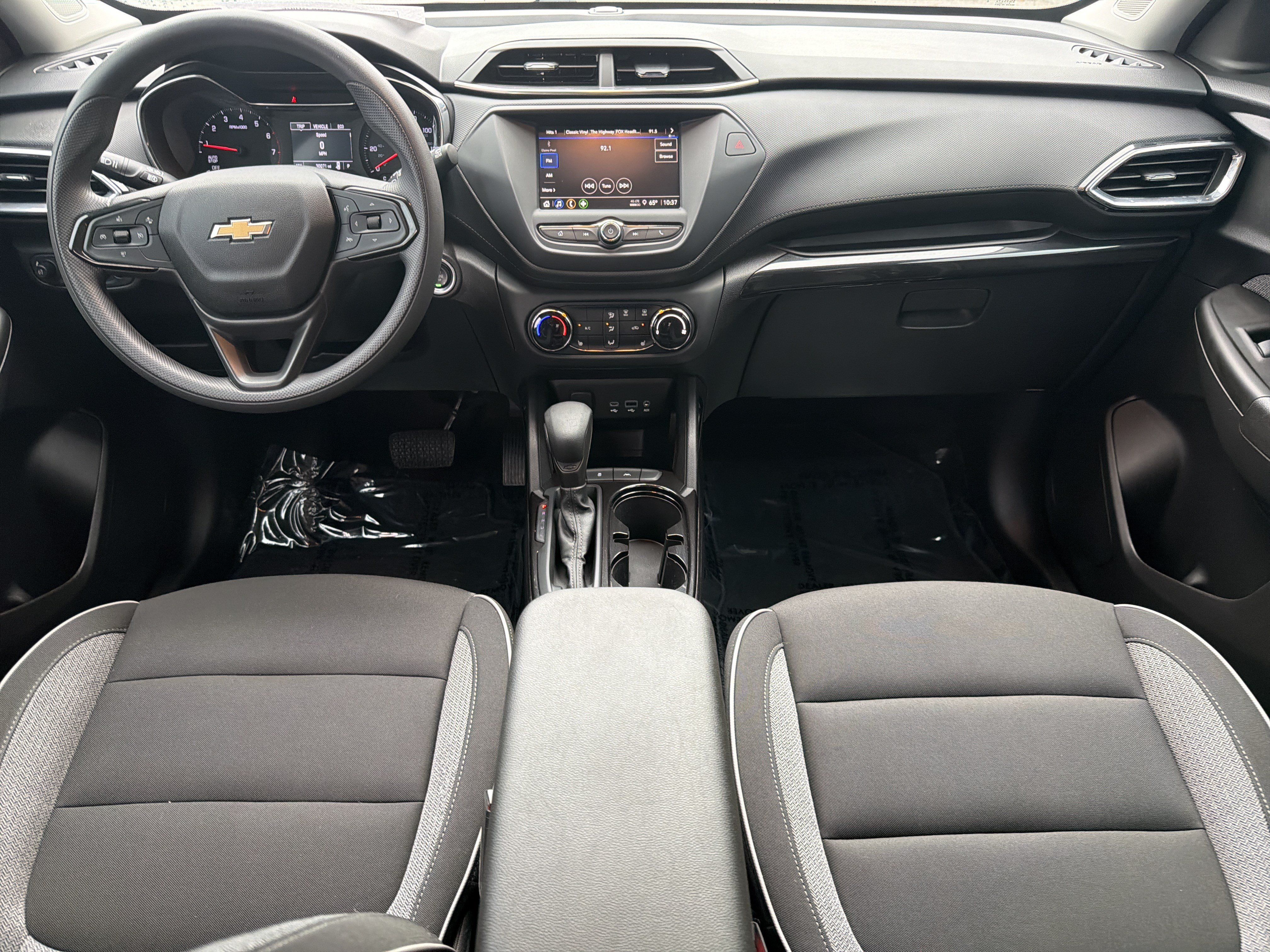 Used 2023 Chevrolet TrailBlazer LT FWD image 22