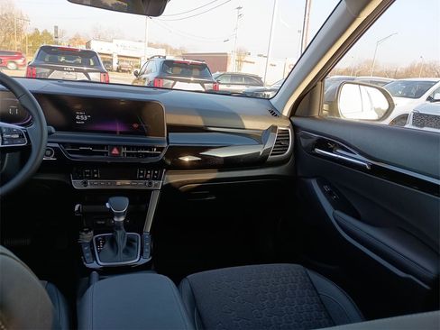 New 2026 Kia Seltos S image 11