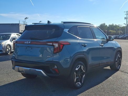 Used 2024 Kia Seltos SX w/ SX Sunroof Package AWD/4WD image 4