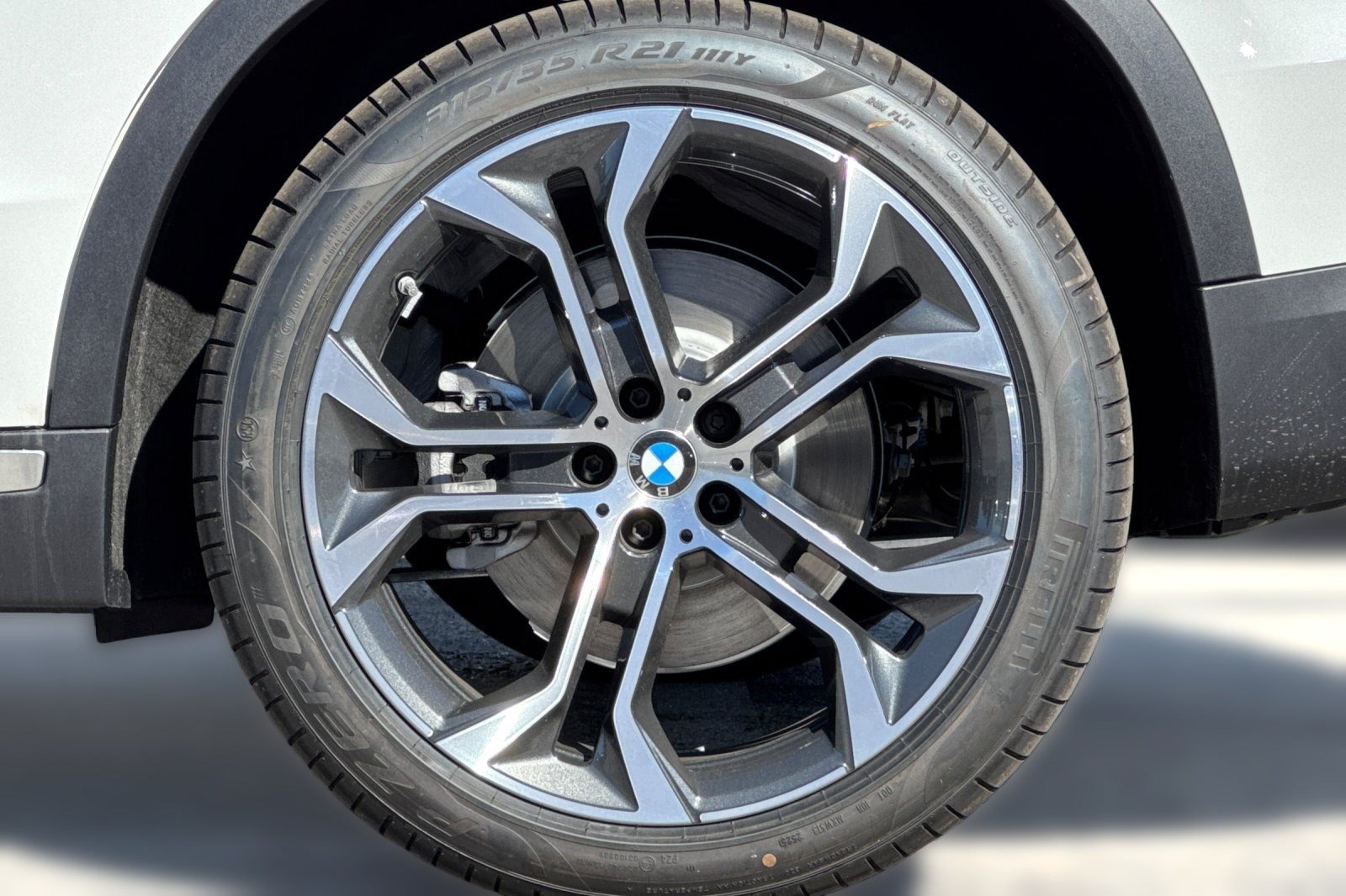 Used 2026 BMW X5 xDrive40i AWD/4WD image 12