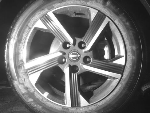 Used 2025 Nissan Sentra SV FWD image 16