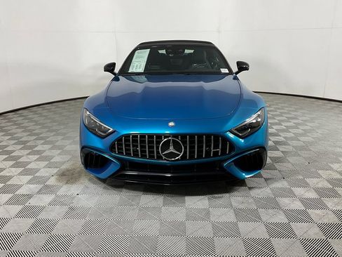Used 2023 Mercedes-Benz SL 63 AMG 4MATIC w/ Driver Assistance Package image 9