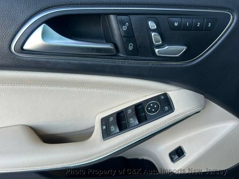 Used 2019 Mercedes-Benz GLA 250 4MATIC image 53