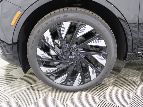 New 2026 Lincoln Nautilus Reserve w/ Jet Appearance Package AWD/4WD image 38