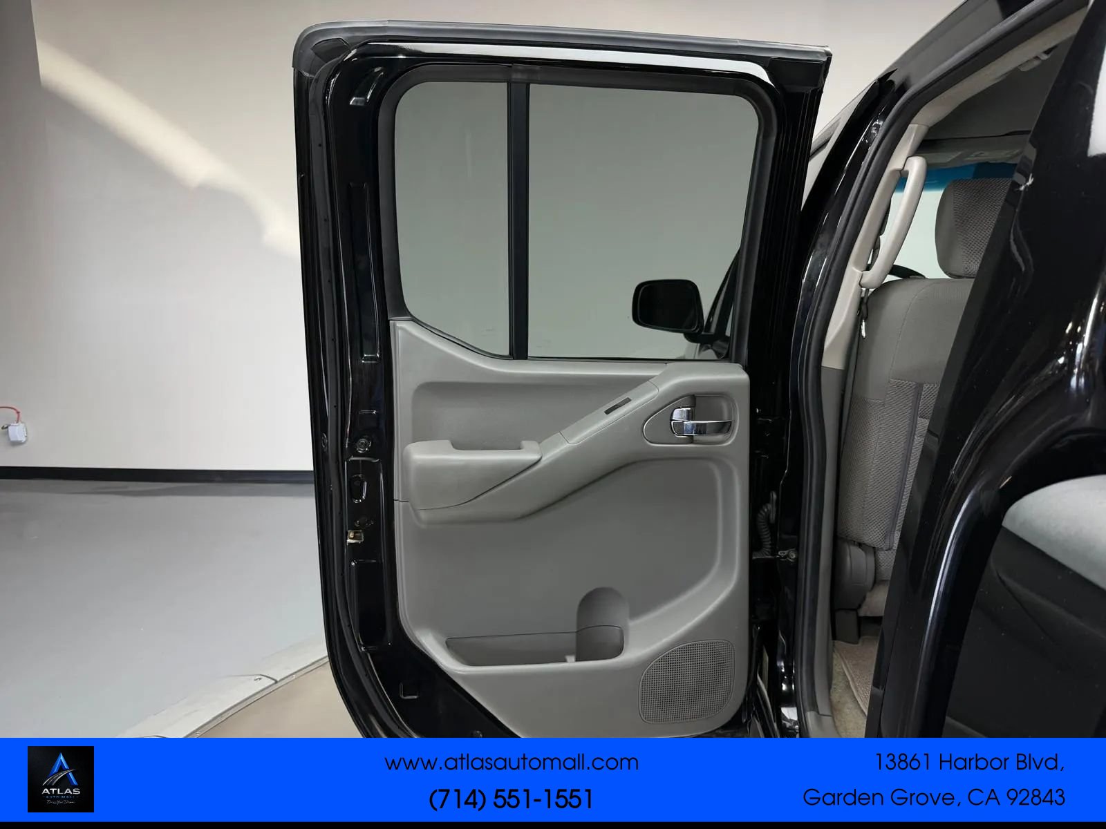 Used 2014 Nissan Frontier SV w/ SV Value Truck Package RWD image 14