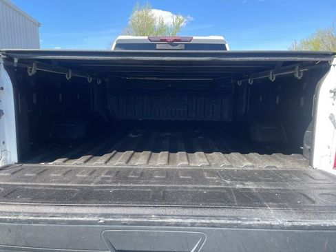 Used 2021 Chevrolet Silverado 2500 High Country w/ Z71 Off-Road Package AWD/4WD image 13
