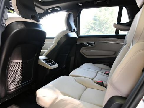 Used 2026 Volvo XC90 B6 Plus AWD/4WD image 15