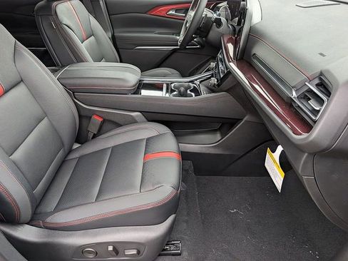 New 2026 Chevrolet Traverse RS image 12