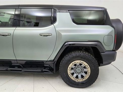 Used 2024 GMC Hummer EV 3X w/ Extreme Off-Road Package image 11