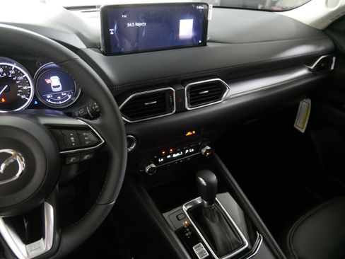 New 2025 MAZDA CX-5 AWD 2.5 S w/ Preferred Package image 5