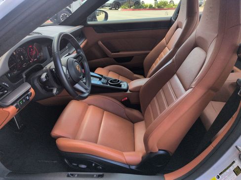 Certified 2025 Porsche 911 Carrera S image 5